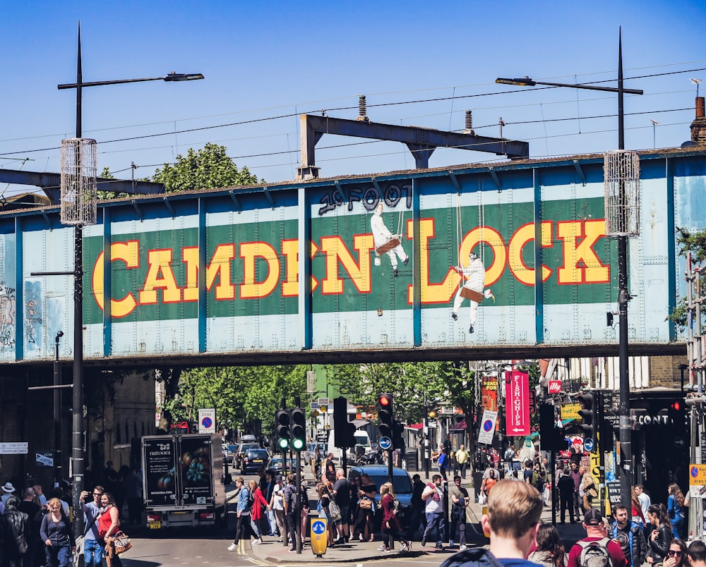 Camden Lock 간판
