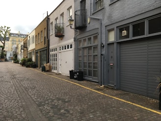 View of a quiet street with townhouses.