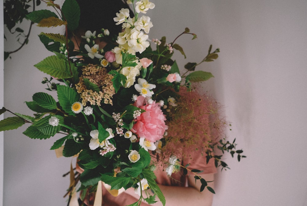 pink and white flower bouquet