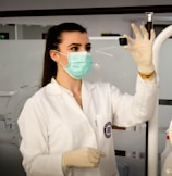 woman inside laboratory