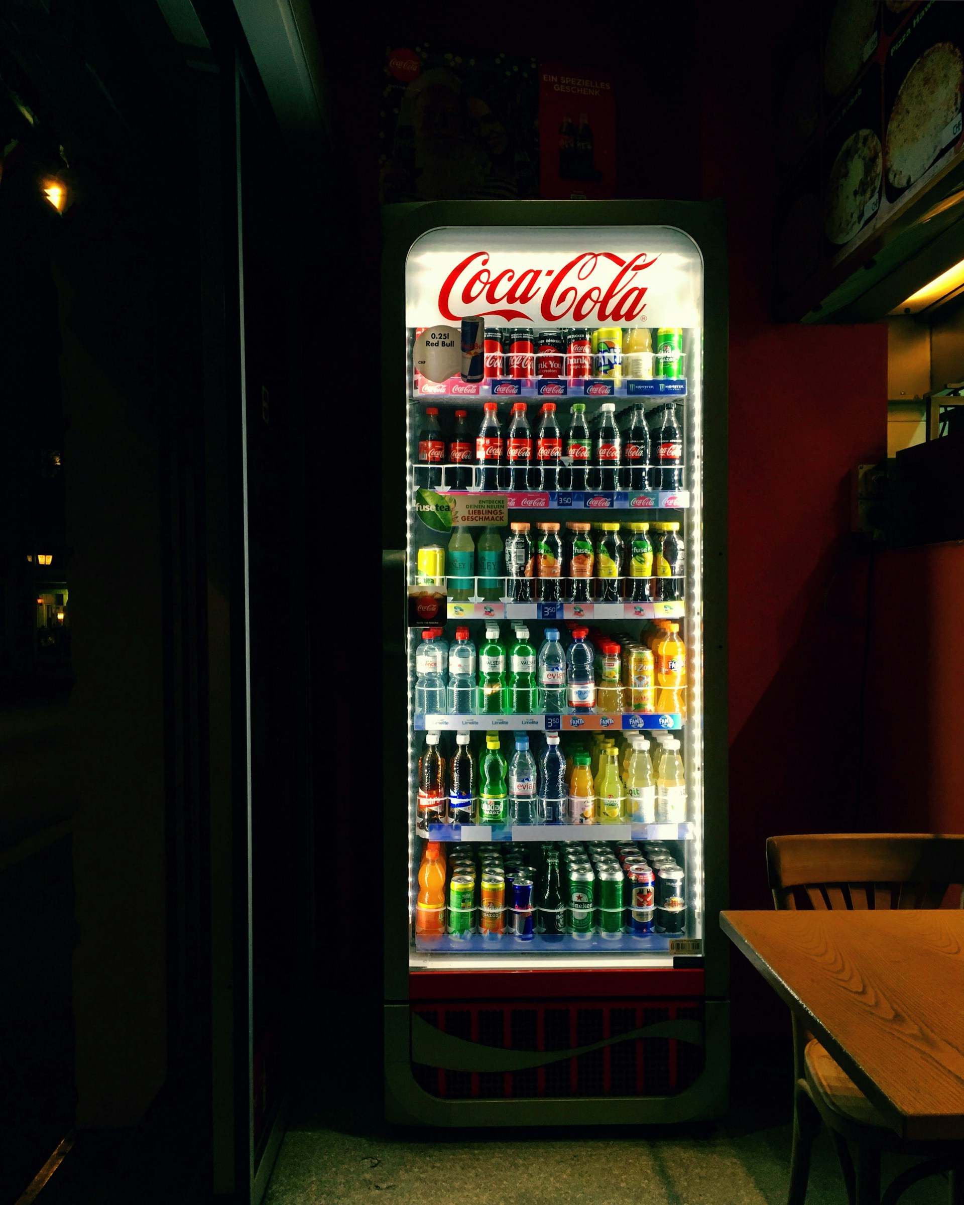 gray computer monitor