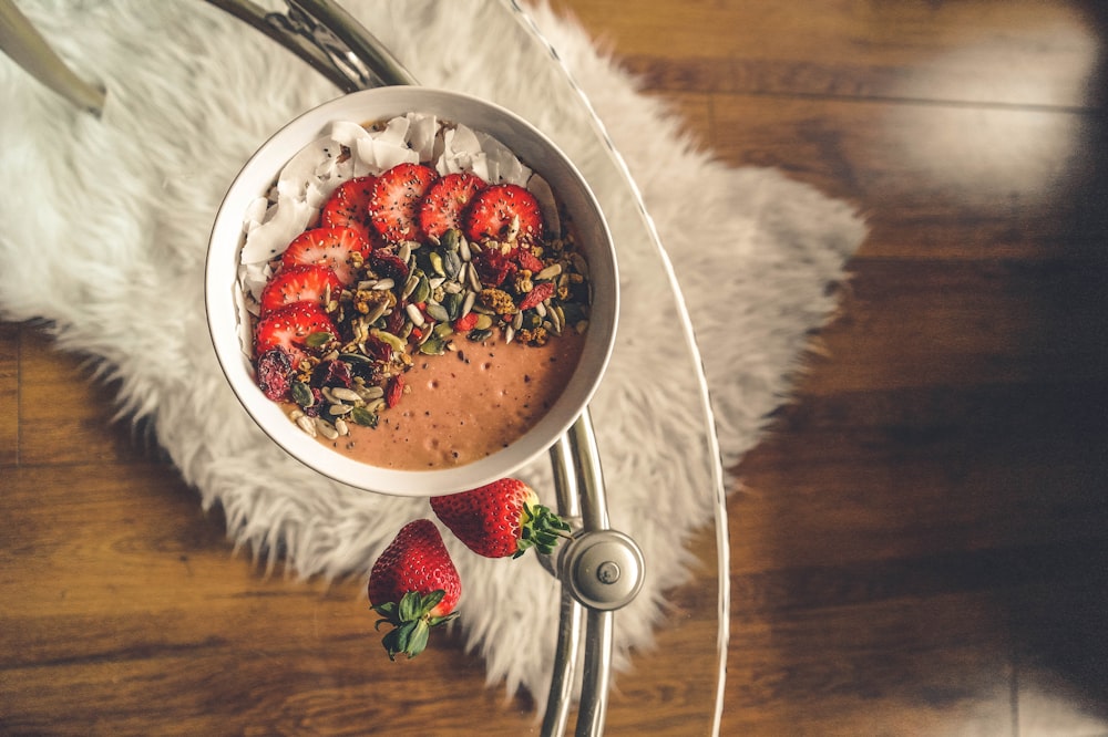 cereal with sliced strawberries