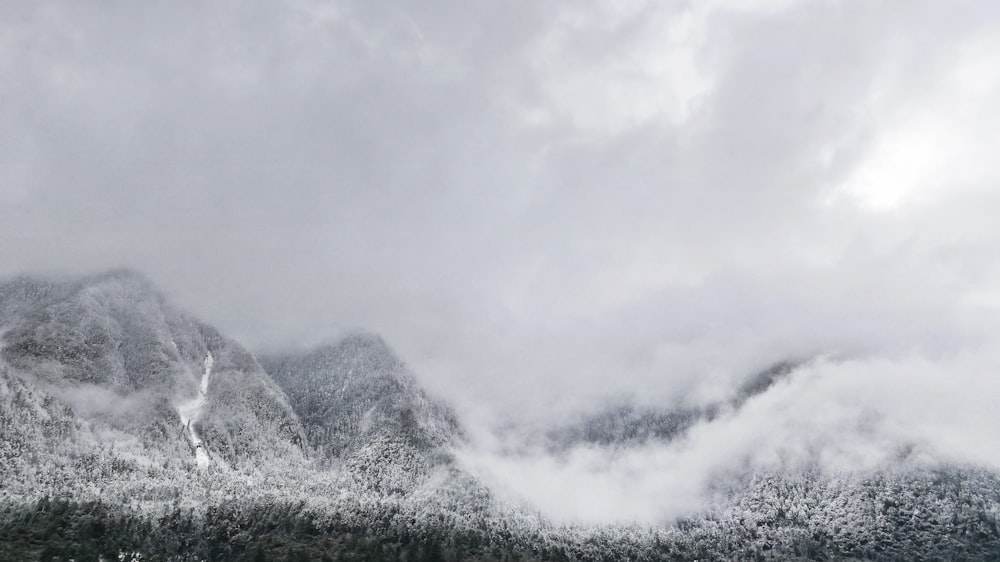 mountain under cloud