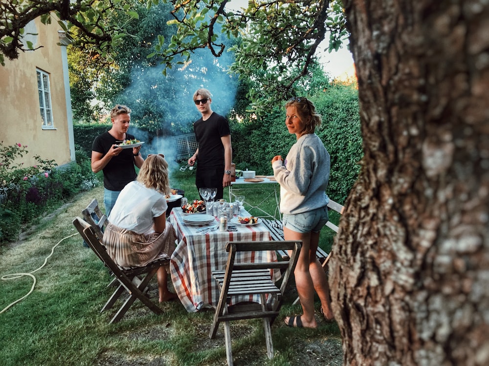 perfect summer picnic for stoners