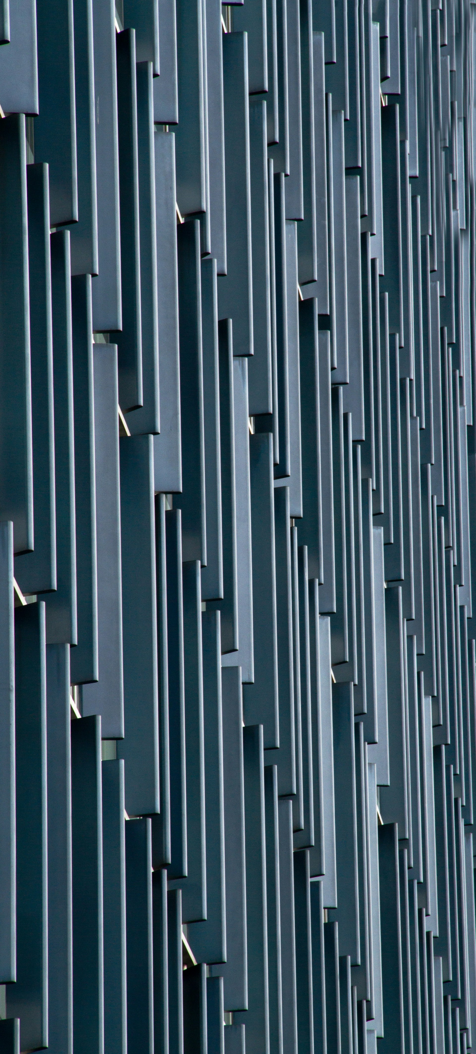 gray concrete building