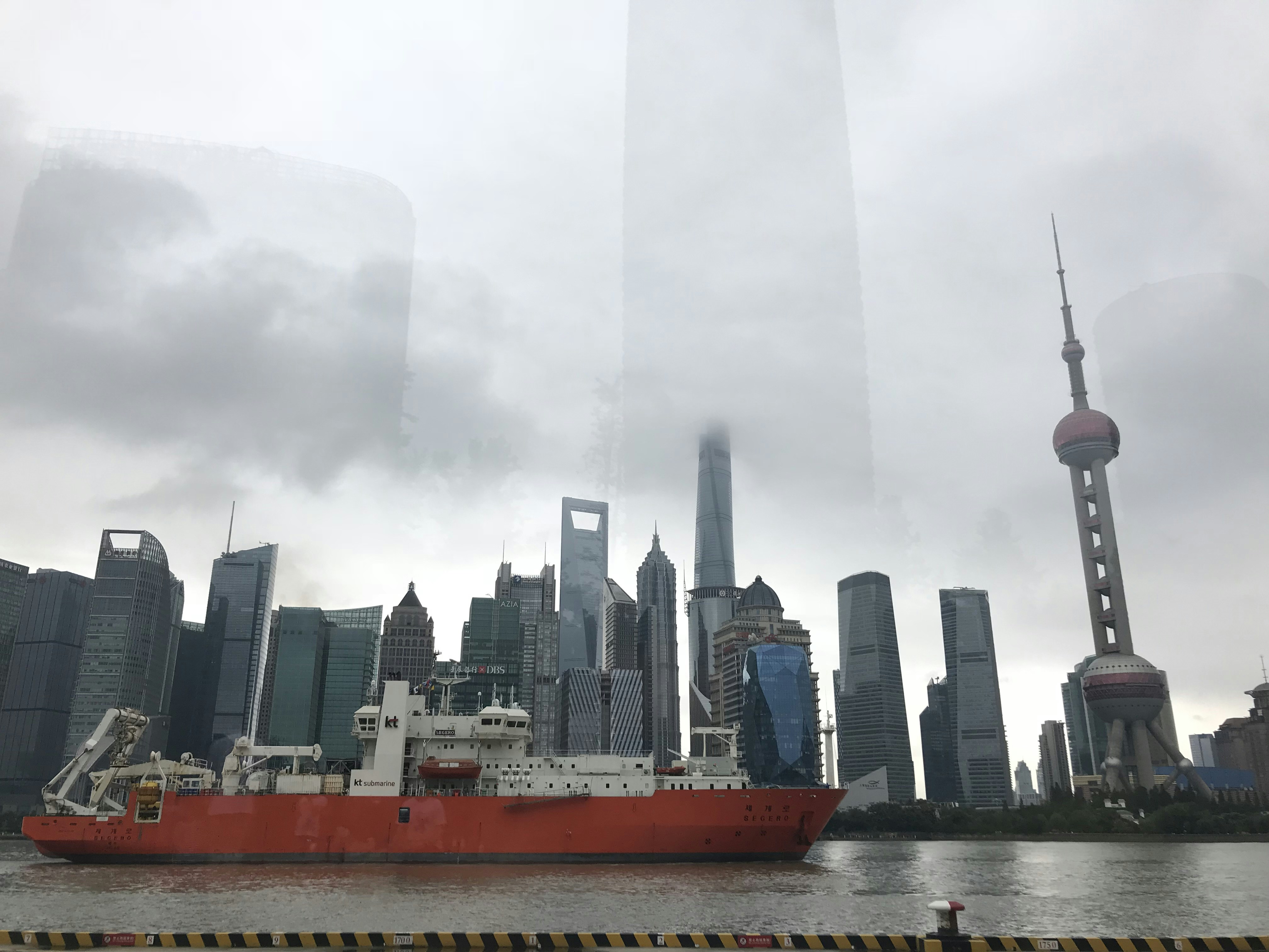 Exploring the Port of Shanghai: A Vital Hub in Global Trade