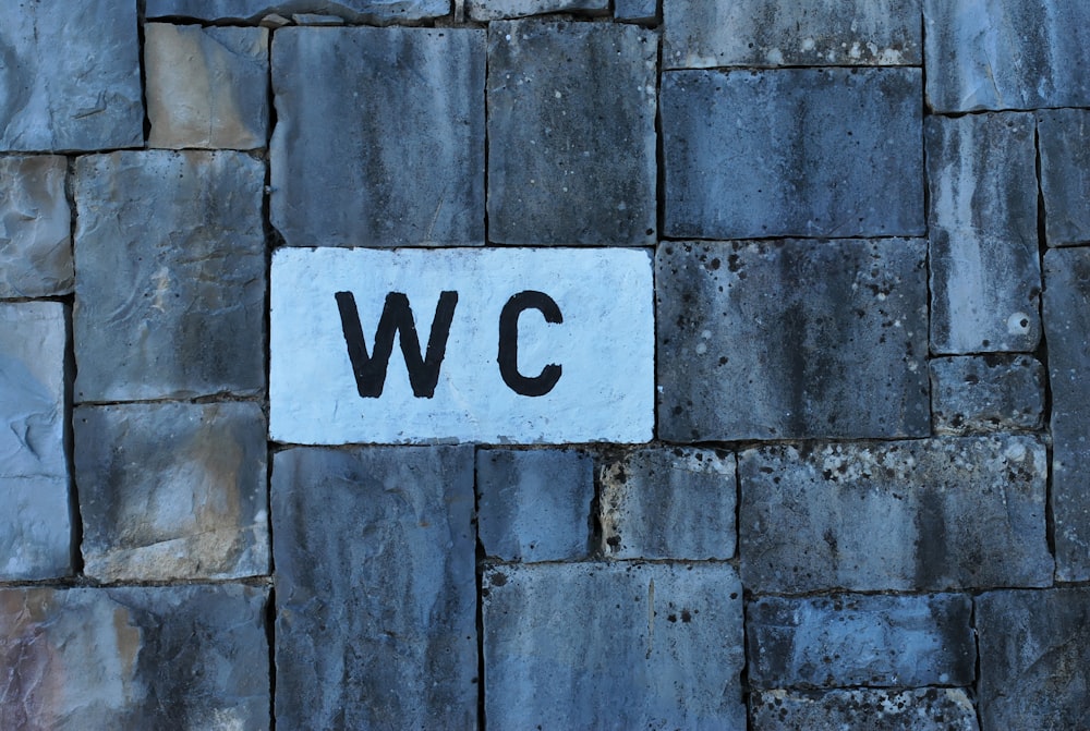 Comfort Room Signage Photo Free Symbol Image On Unsplash