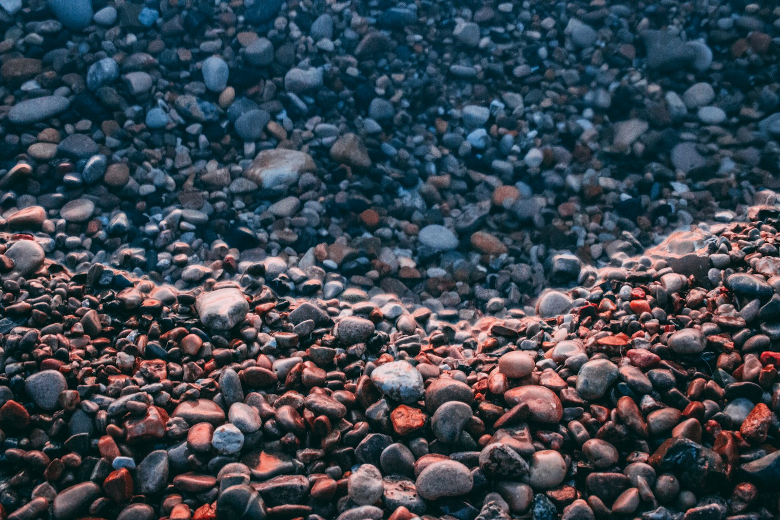 Canon EOS 70D + Canon EF-S 24mm F2.8 STM sample photo. Brown and gray pebbles photography