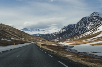 road surrounded of mountain