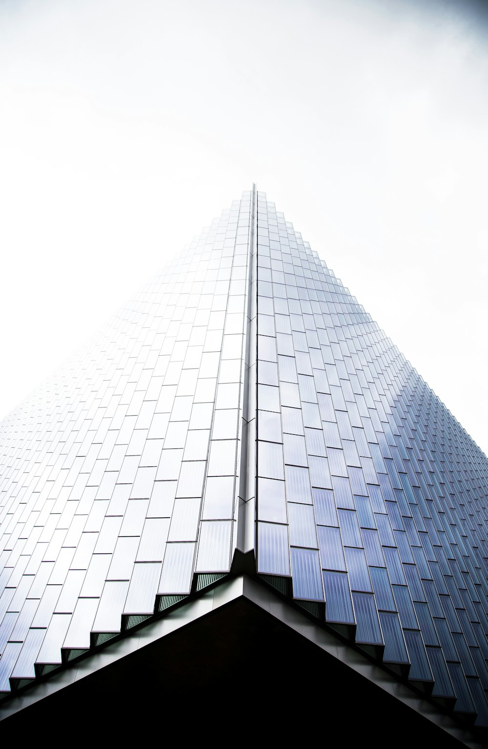 worm's eye view of high-rise building during daytime