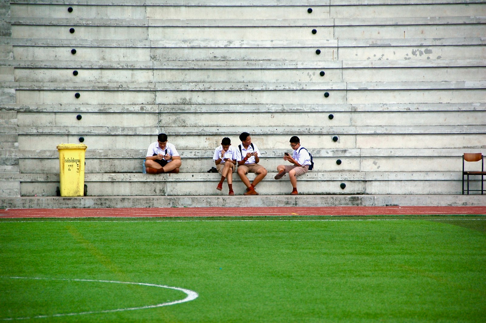 Nikon D70s sample photo. Four boys wearing white photography