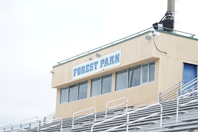 Pressbox İçin Kırmızı: Nasıl Seçilir ve Kullanılır?