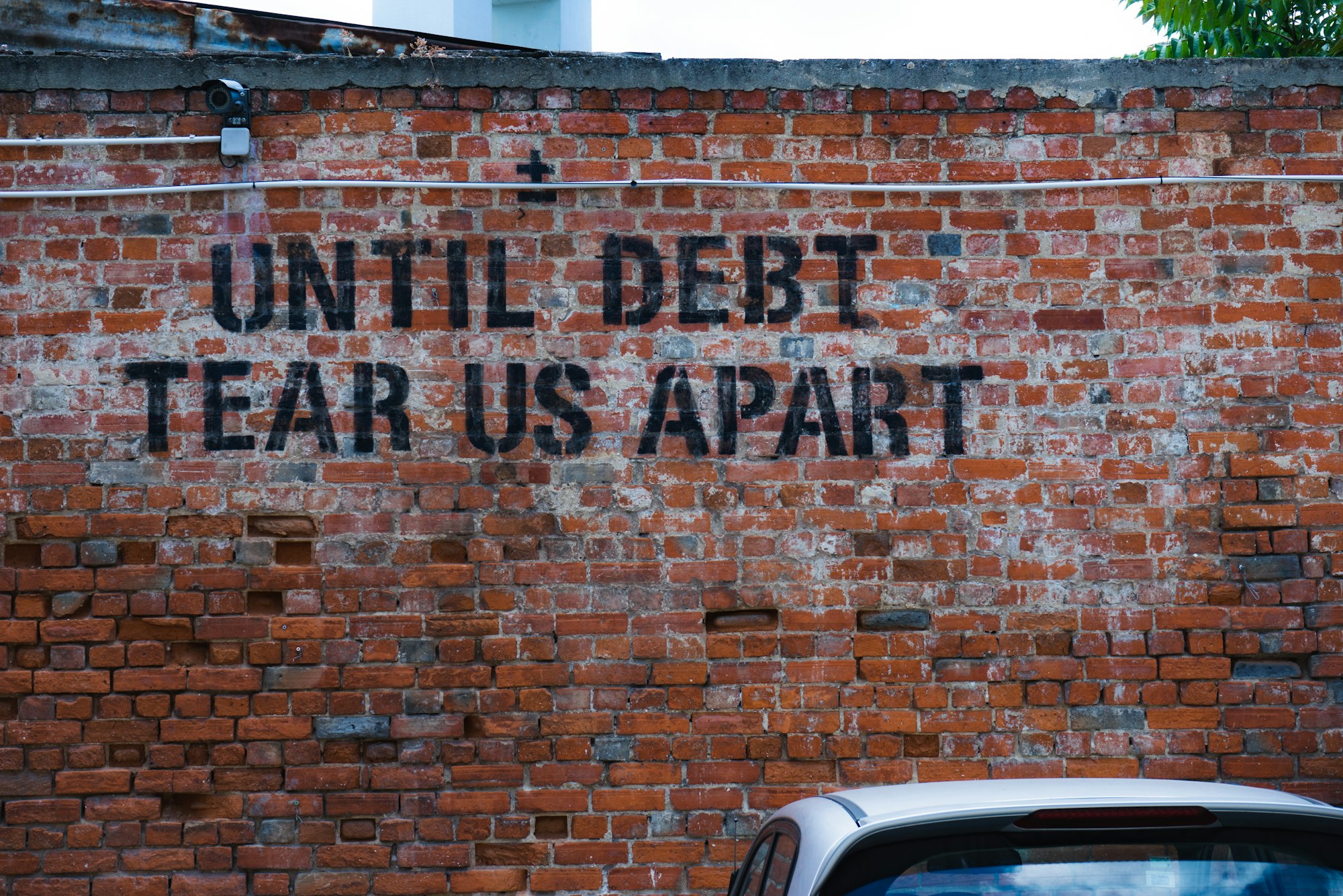 Stuck in a debt trap? Take these 5 steps to become debt-free