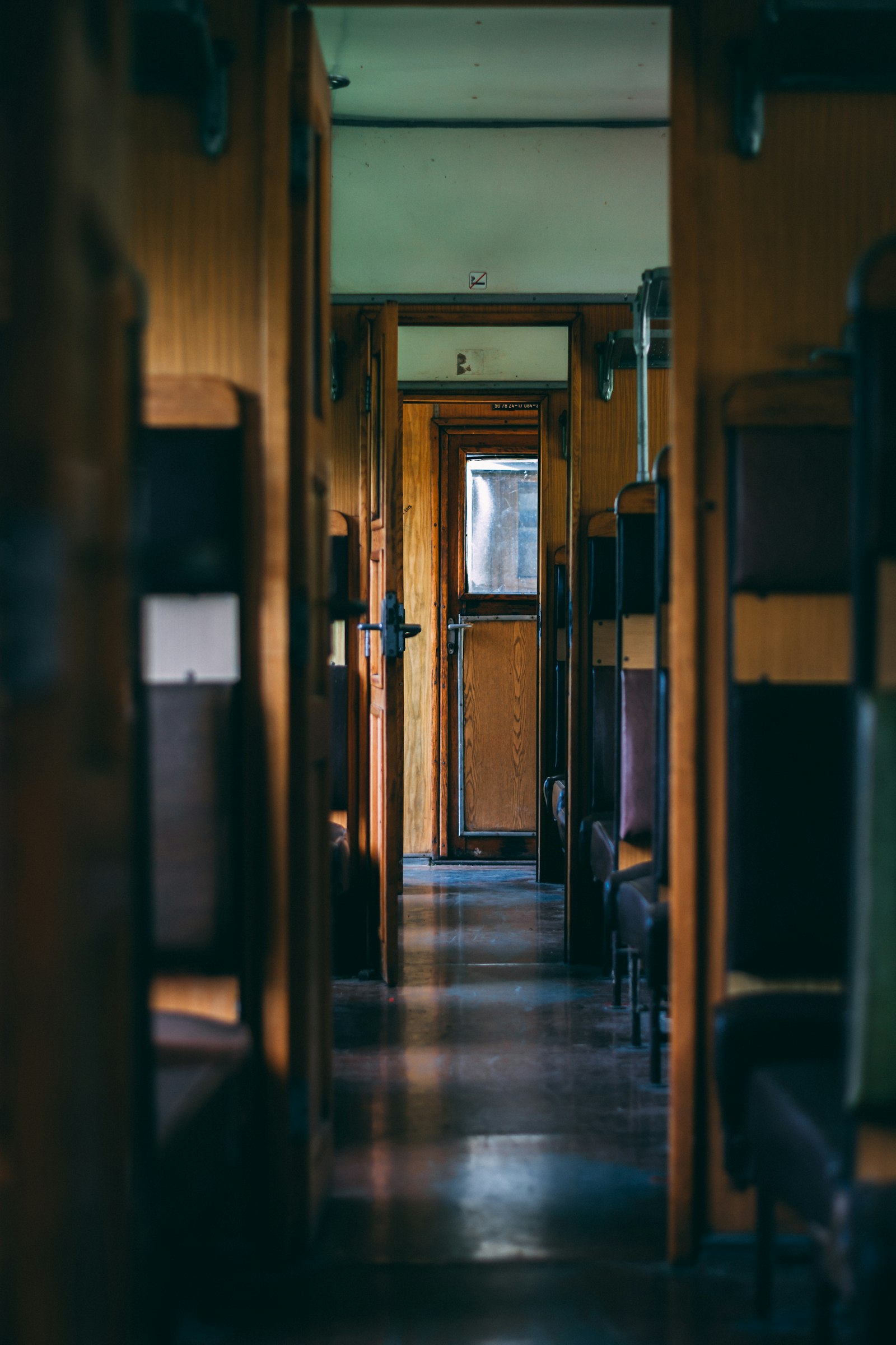 Nikon D7100 + Nikon AF-S Nikkor 50mm F1.8G sample photo. Interior of train photography