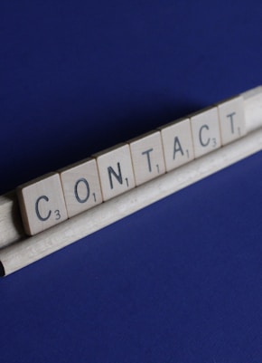 Contact scrable