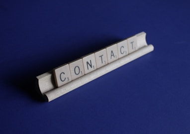 Contact scrable