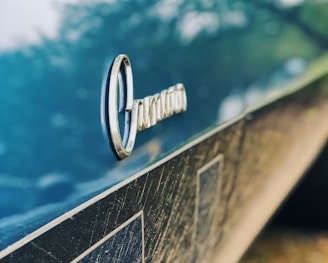 a close up of the emblem on a car