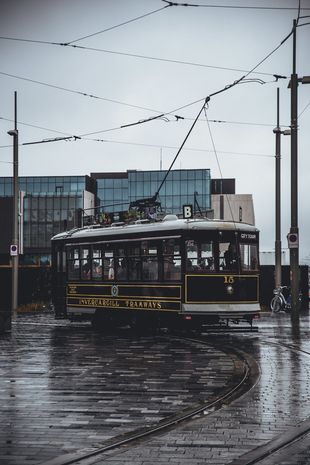 cable train near pole