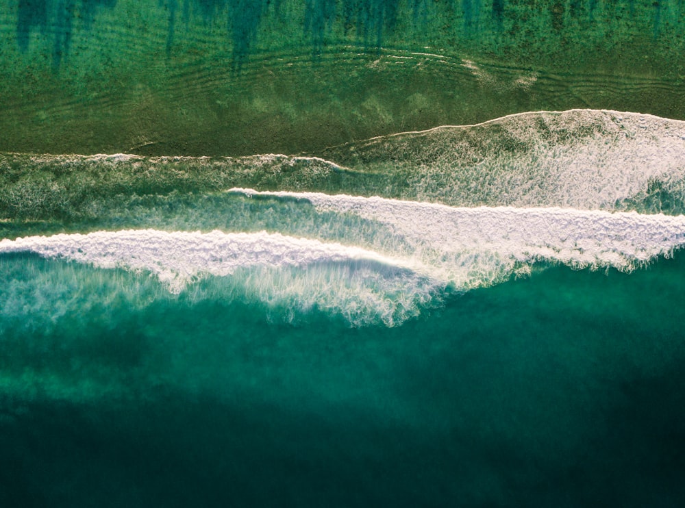 bird's eye view of water wave