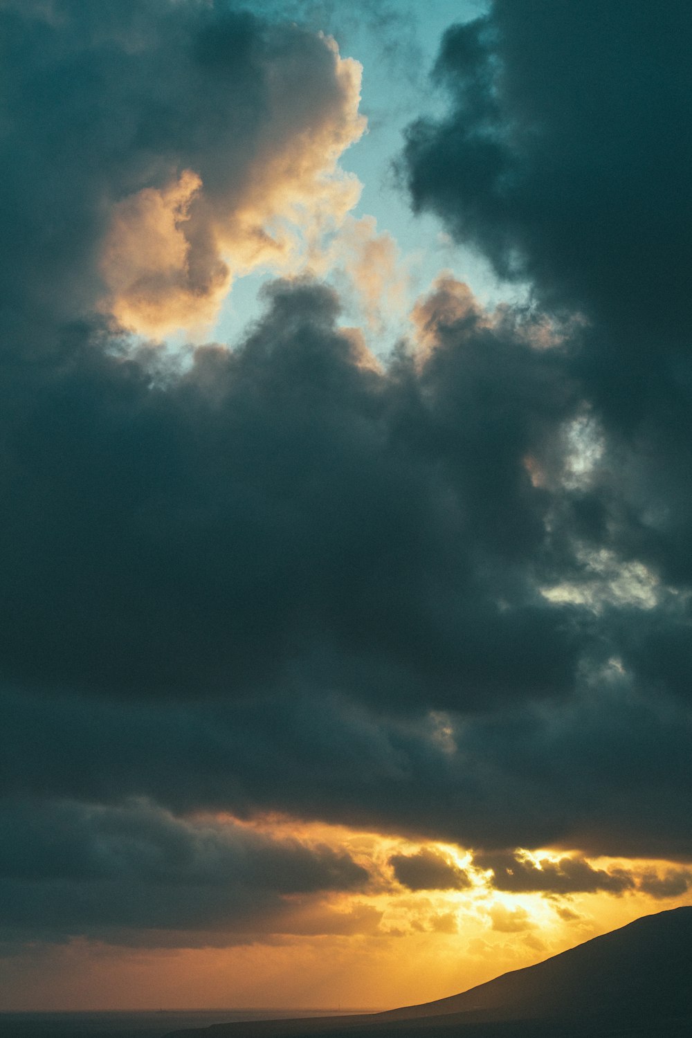 photo of cumulus clouds