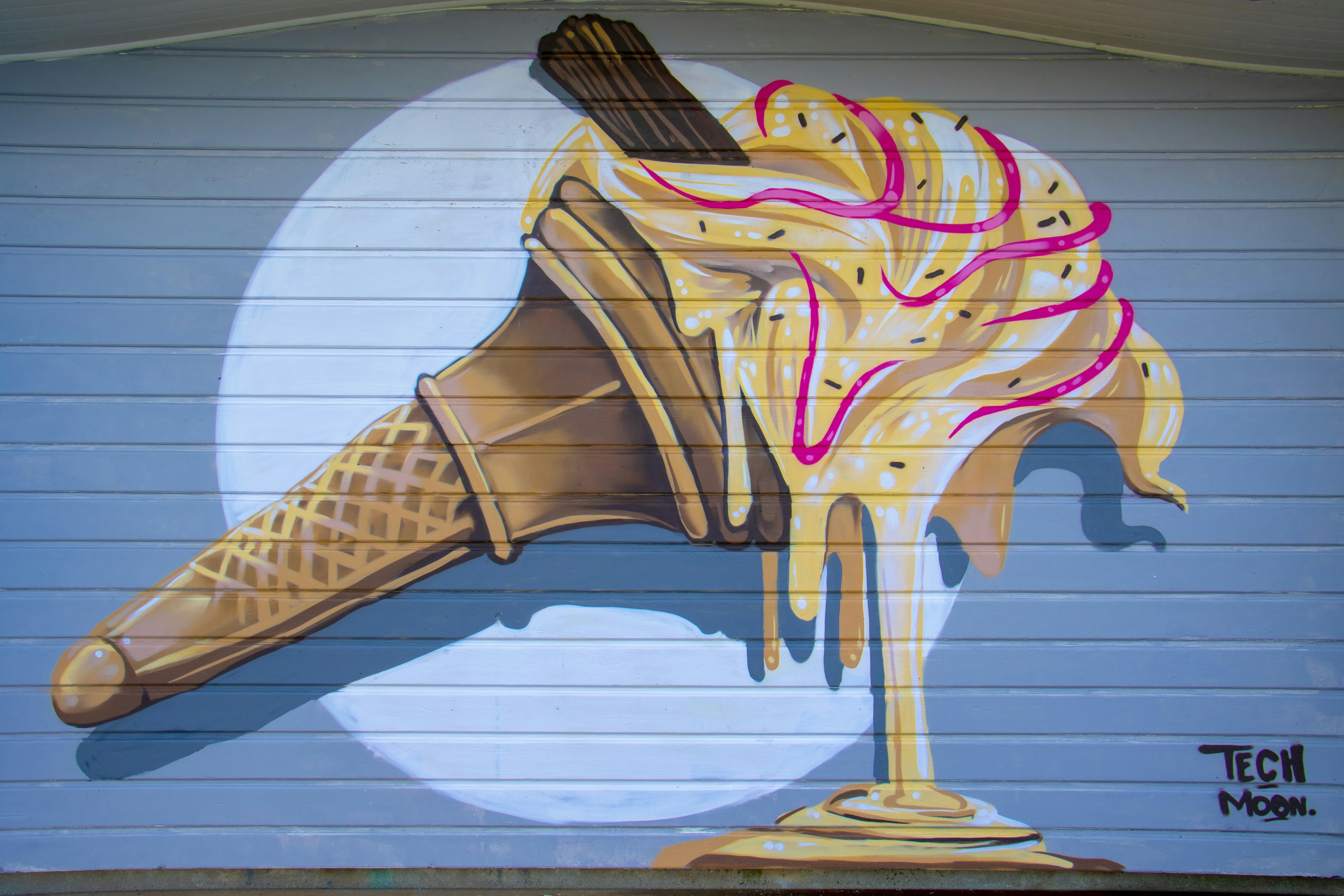 ice cream wall graffiti