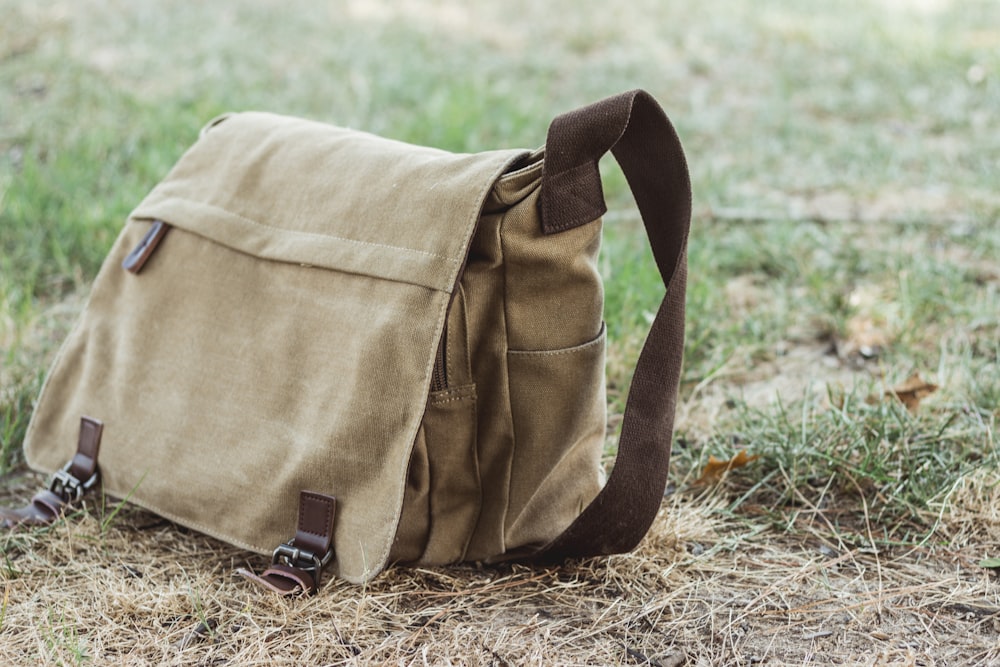 sac à bandoulière beige