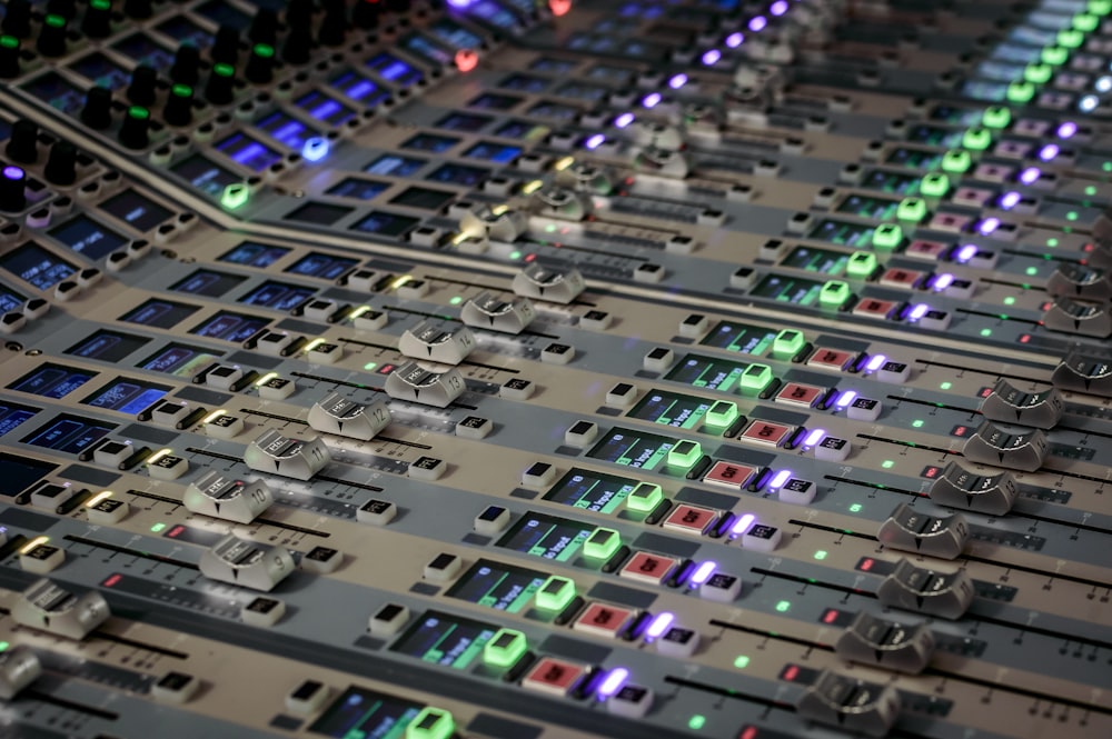 Mixing Desk Pictures Download Free Images On Unsplash