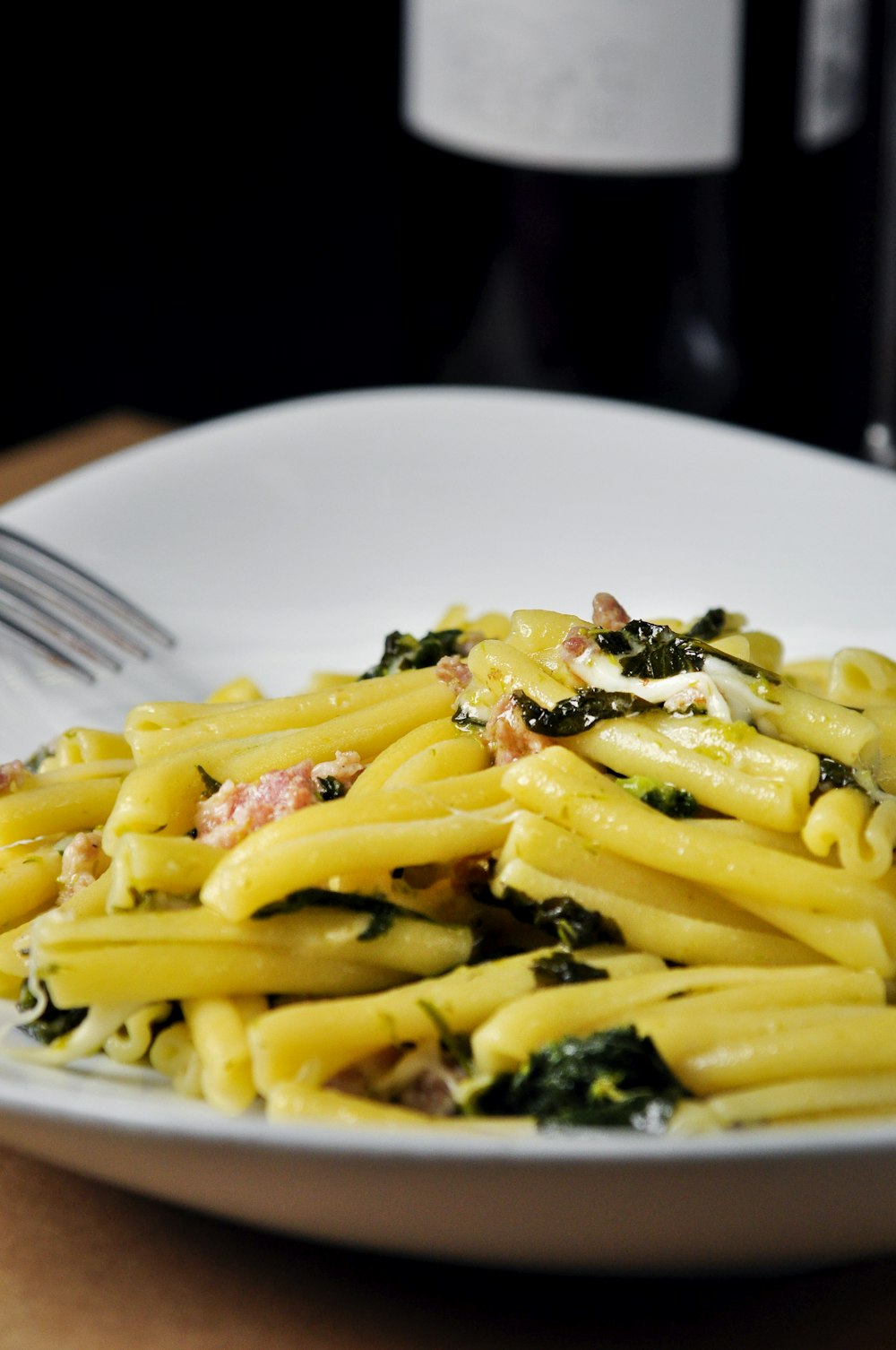 cooked pasta with greens