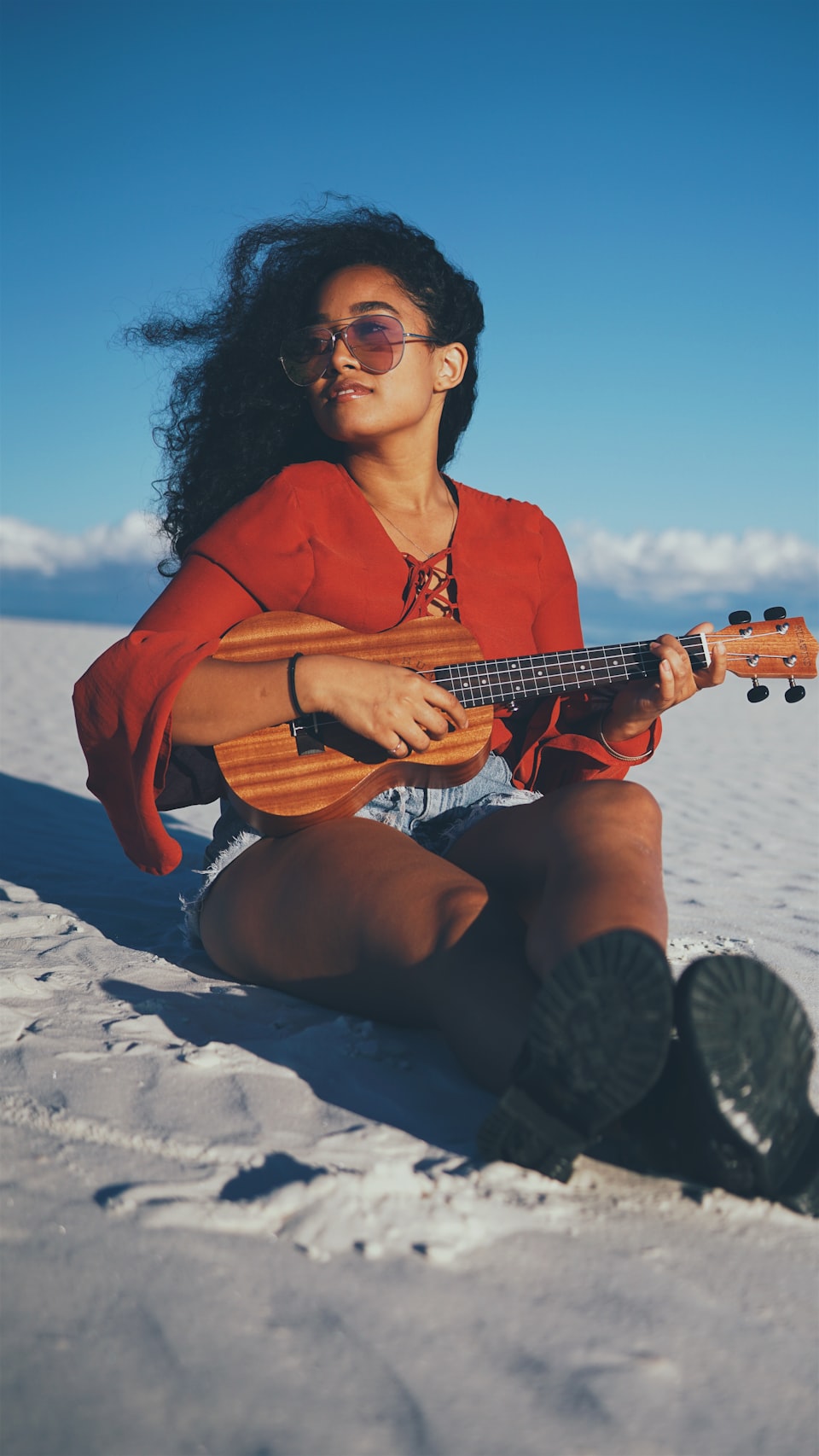 A beginners guide to playing the ukulele left-handed