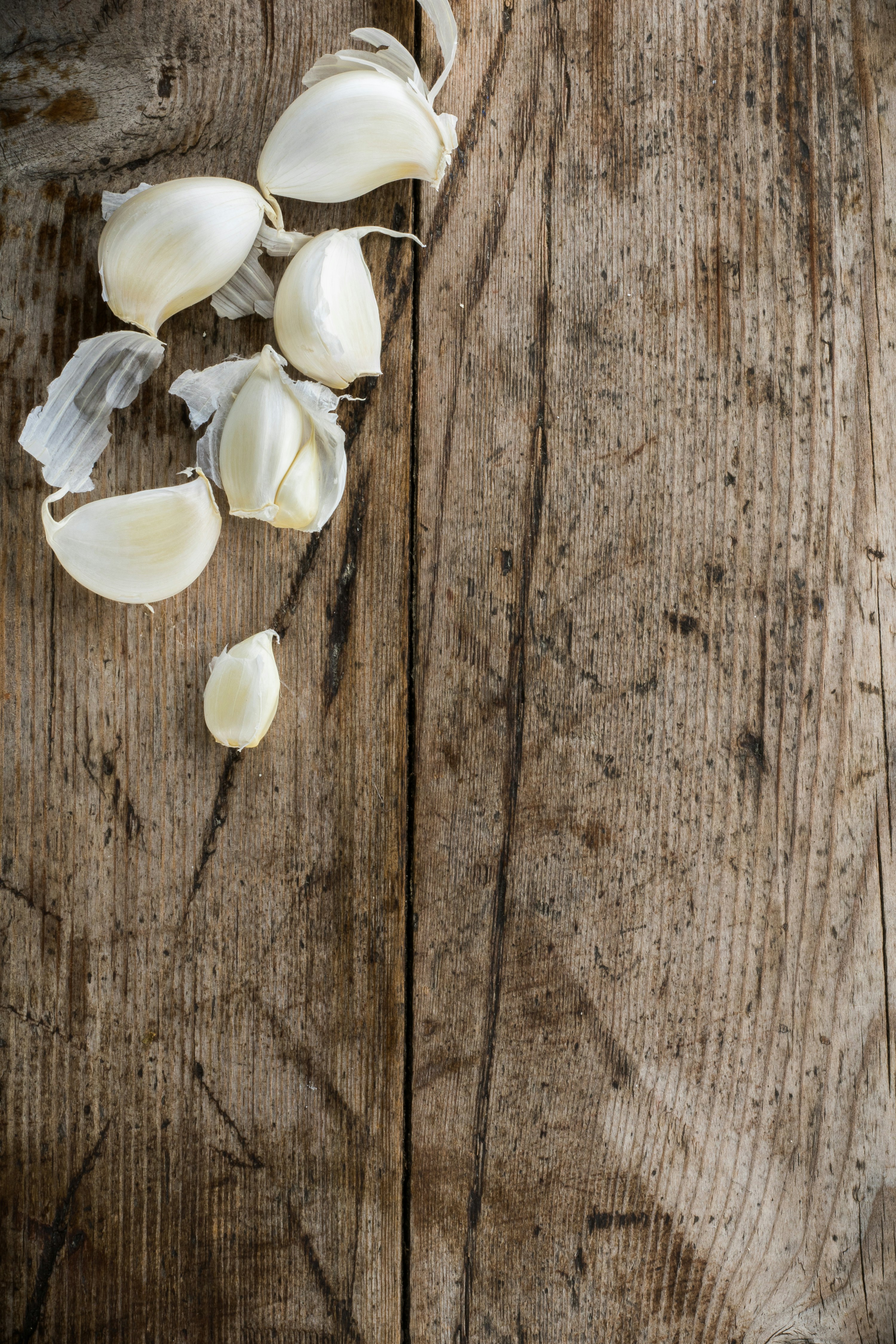 Dehydrated Garlic Cloves