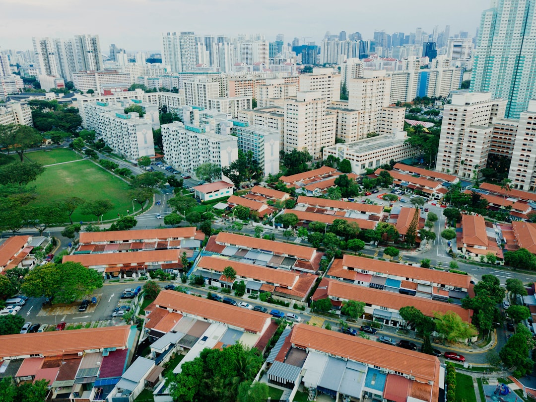 bird's-eye view photo of city buildings during daytime