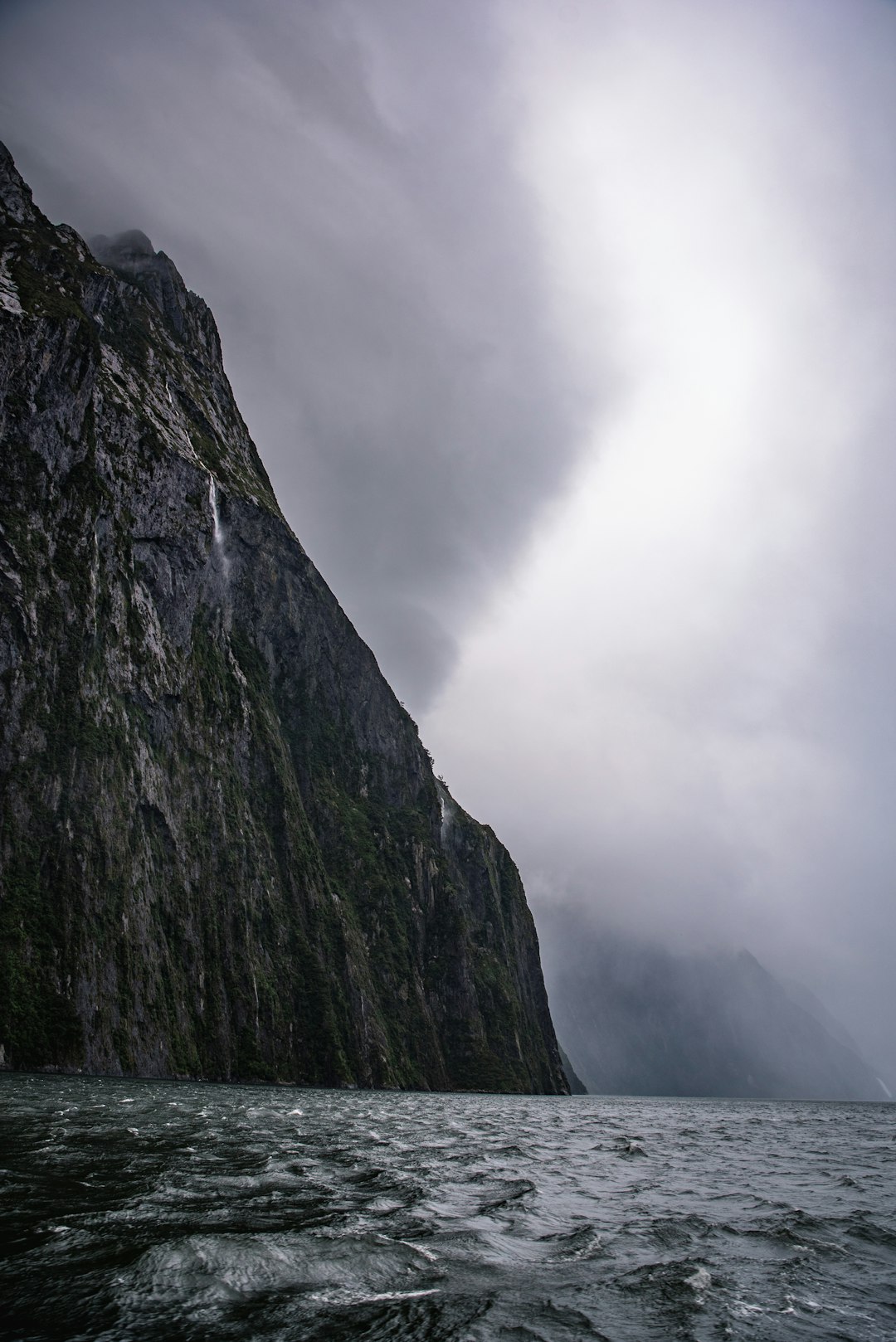 Cliff photo spot Milford Sound Southland