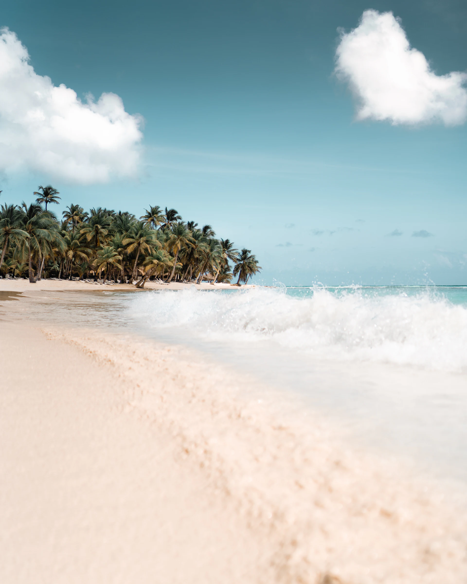 Long-exposure view of a Dominican beach