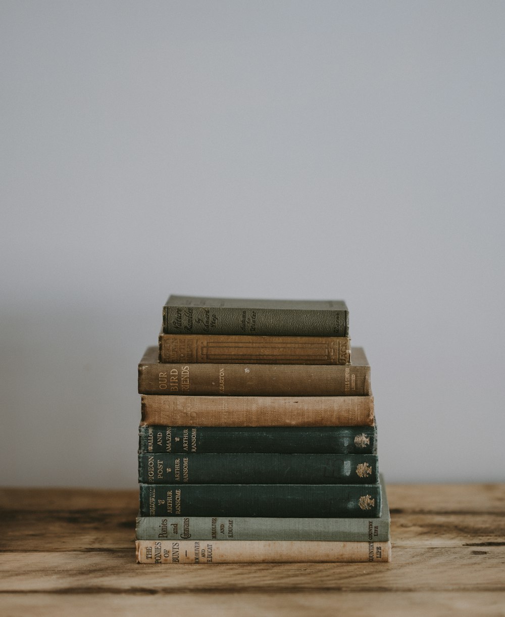 Antique Books Stock Photo - Download Image Now - Old Book, Book, Stack -  iStock