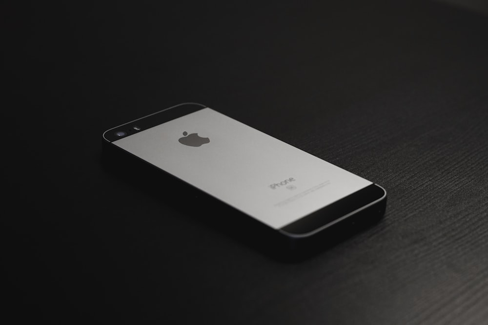 space gray iPhone 5s