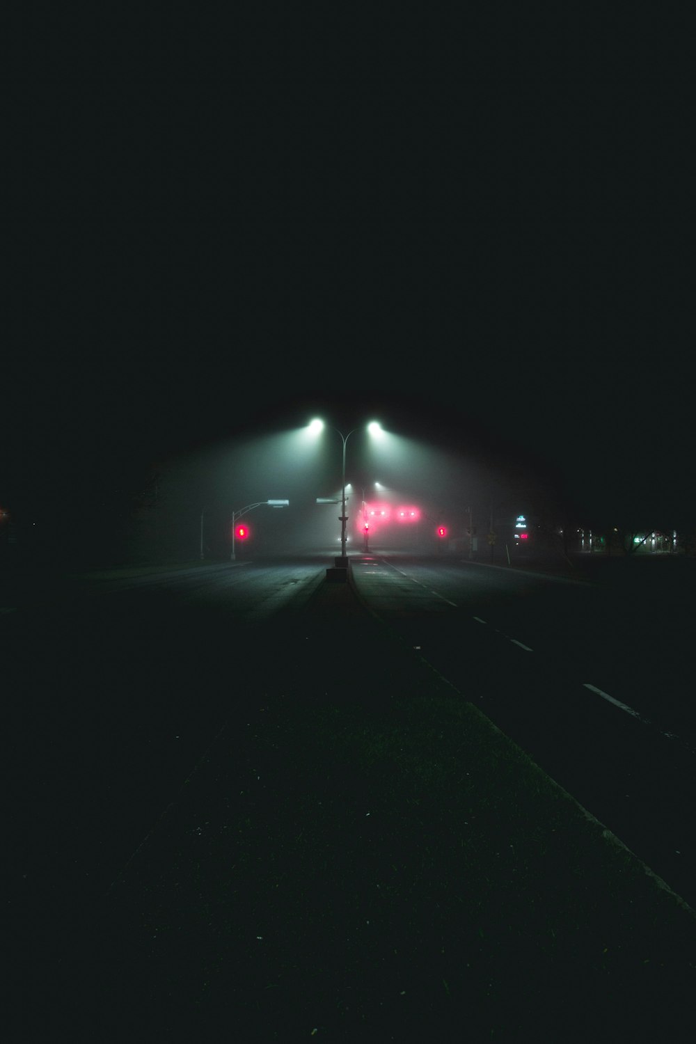 Carretera durante la noche