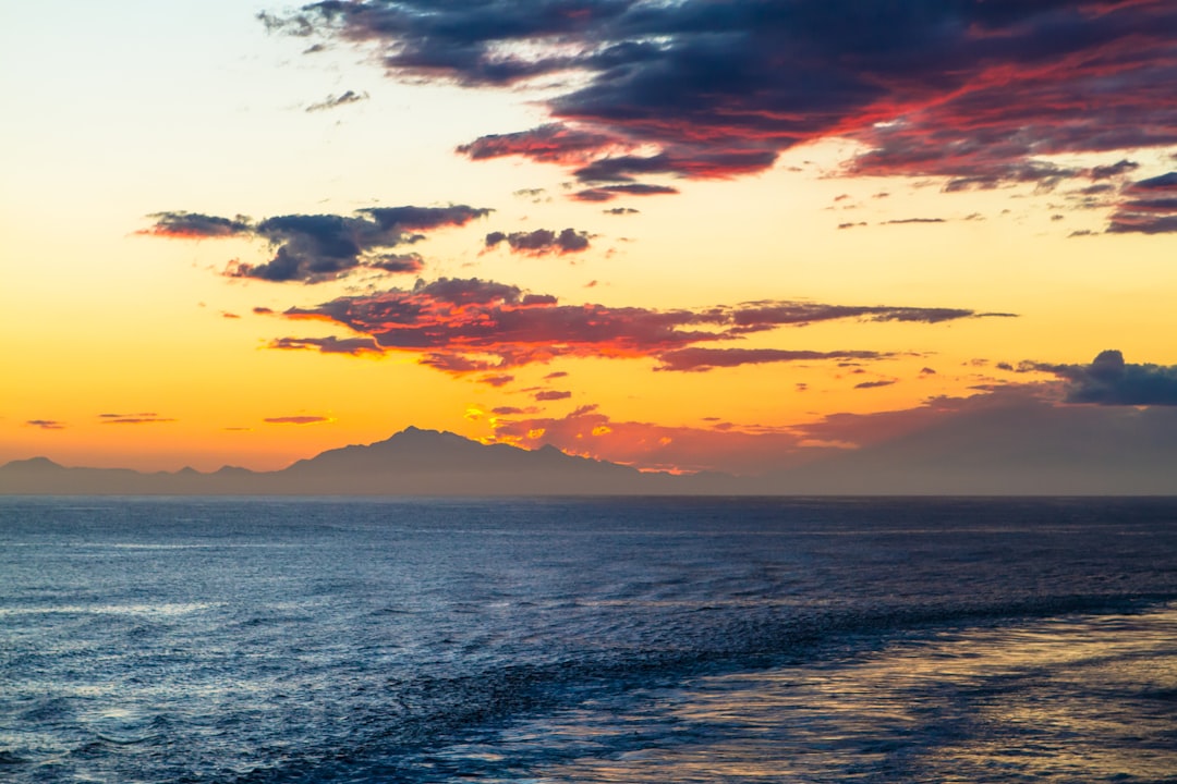 photo of Cook Strait Ocean near Lake Grassmere