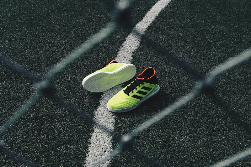 sepatu birdfly (L) hijau stabilo