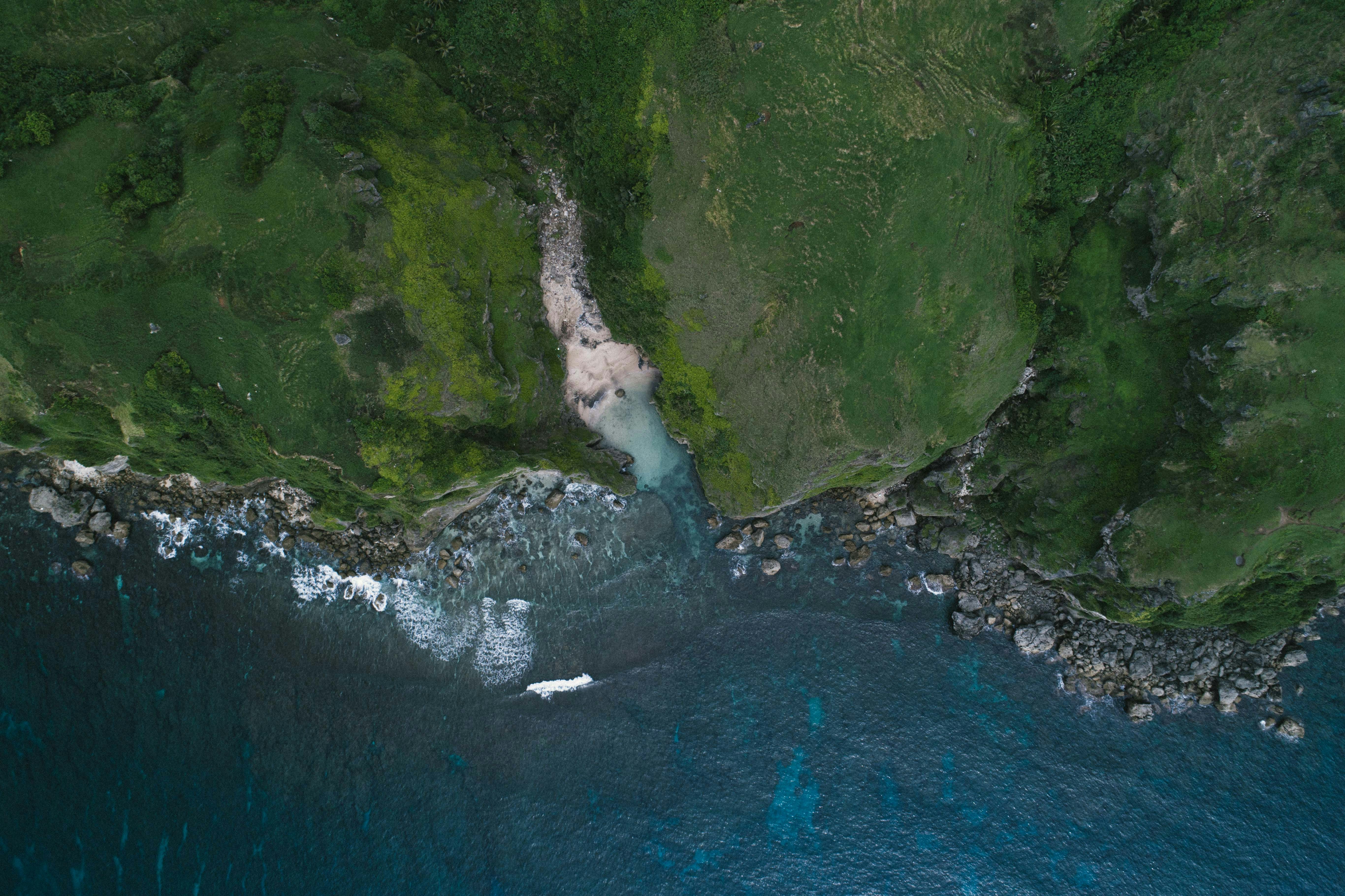 aerial photography of cliff