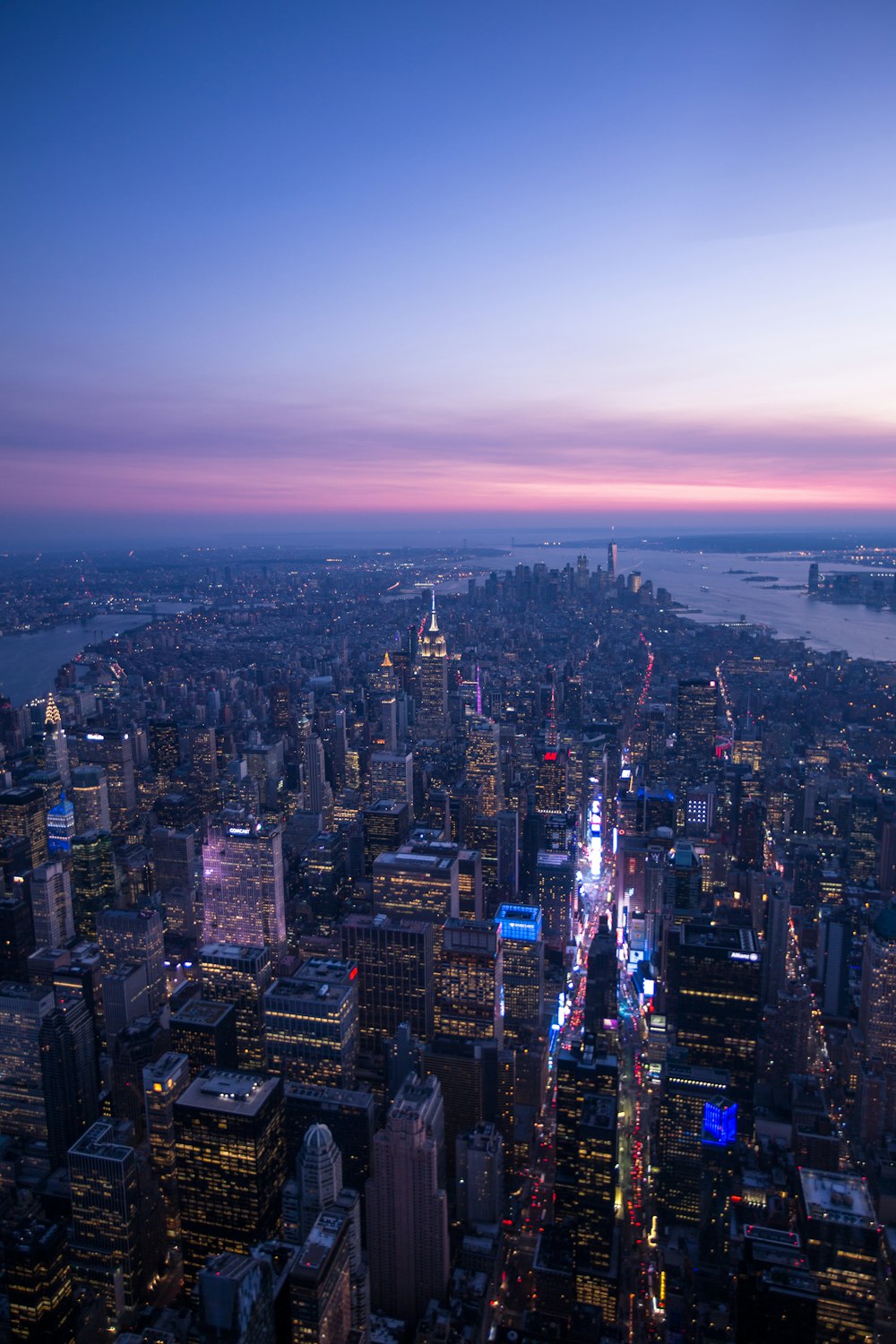 Fotografía de vista aérea de la ciudad