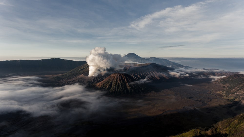 Photographie aérienne du volcan