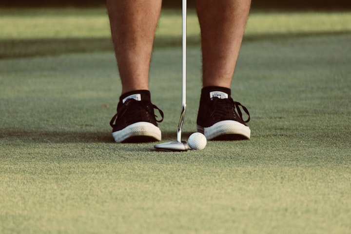Best Golf Shoes for the Wet Seasons