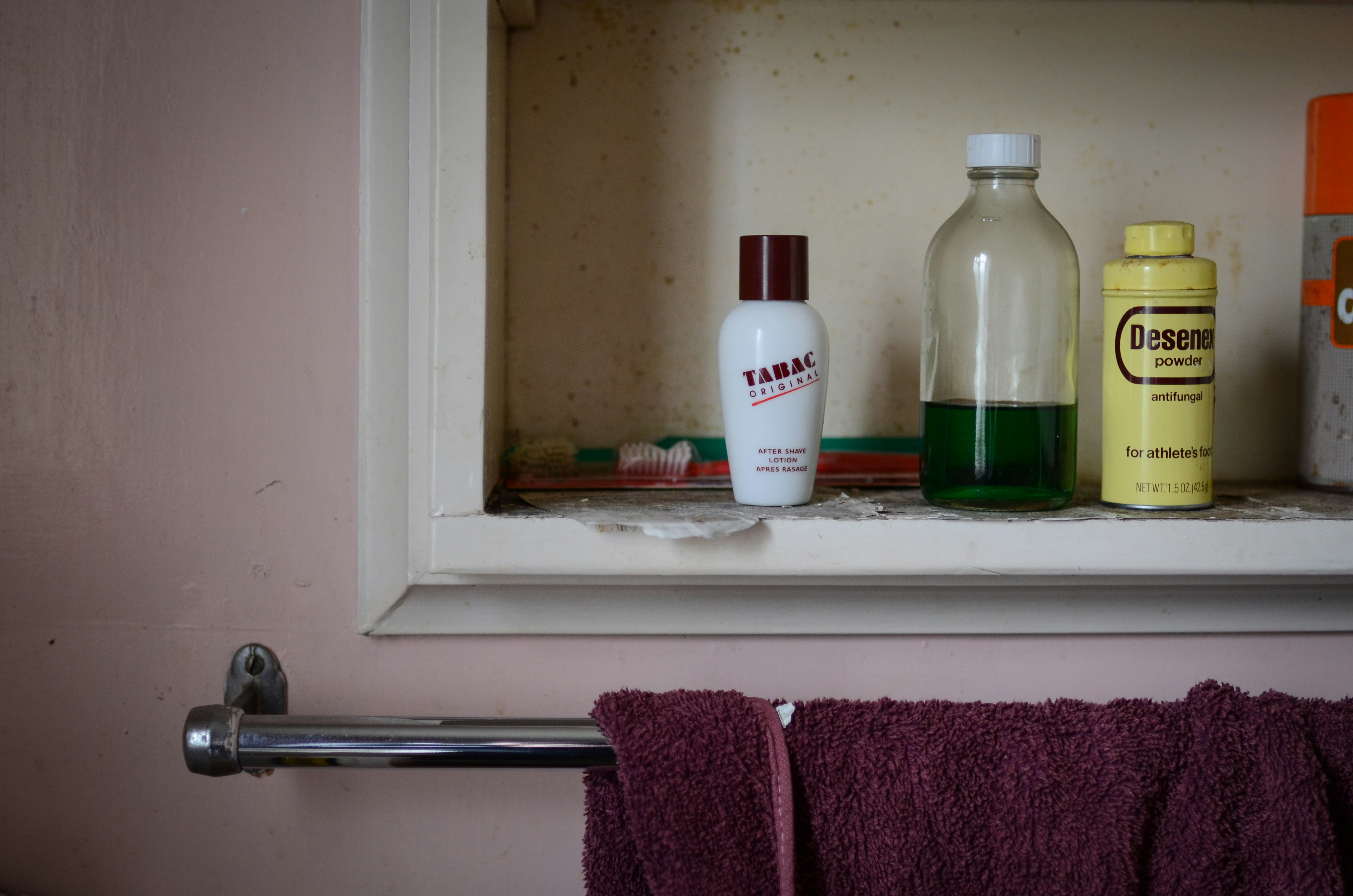 The Quiet Expiration Problem: What's Really Living in Your Bathroom Cabinet