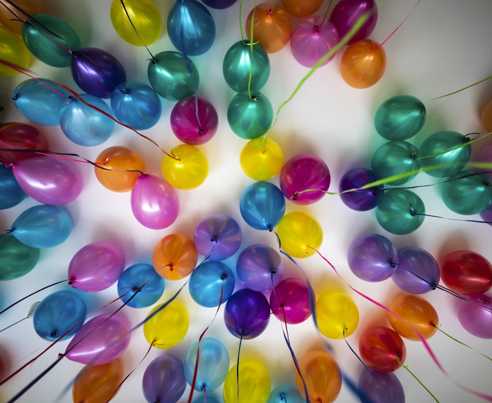 lote de globos de colores variados
