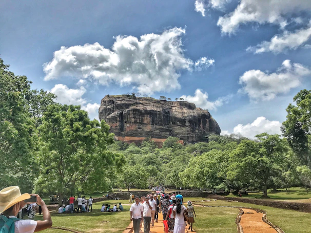 Guests enjoying the nearby Bosque de Piedras rock formations on a sunny day