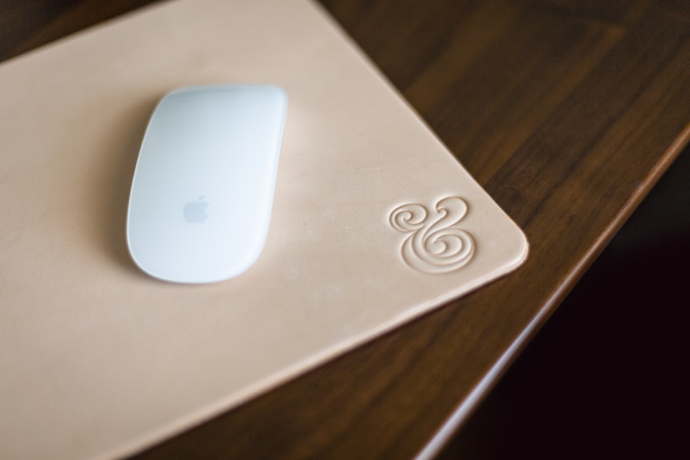 Magic Mouse on mat