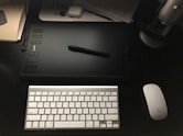 Apple Wireless keyboard and Magic Mouse