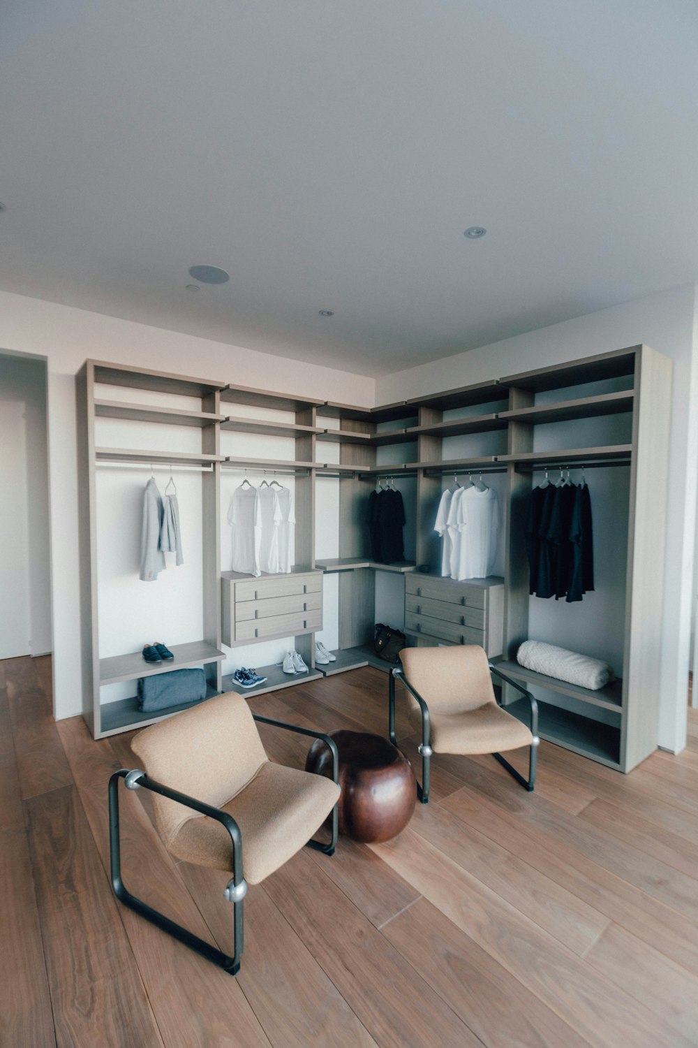 Luxury Closet Pictures  Download Free Images on Unsplash