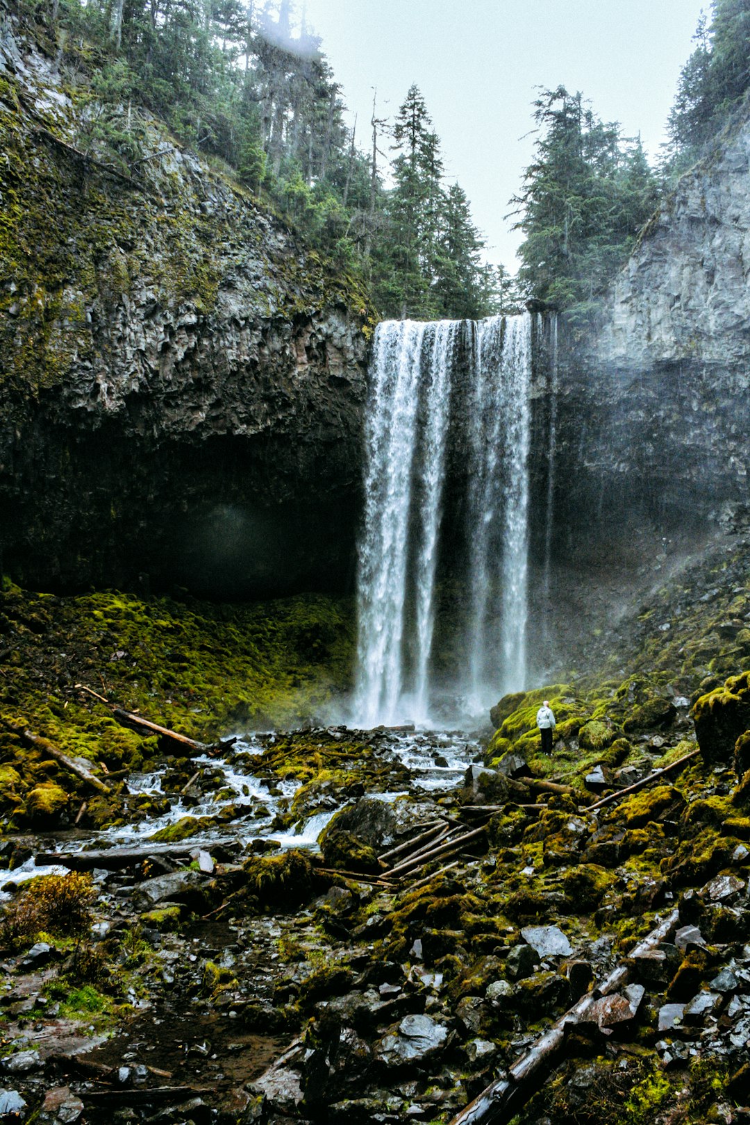 Waterfall photo spot Tamanawas Falls Multnomah Falls