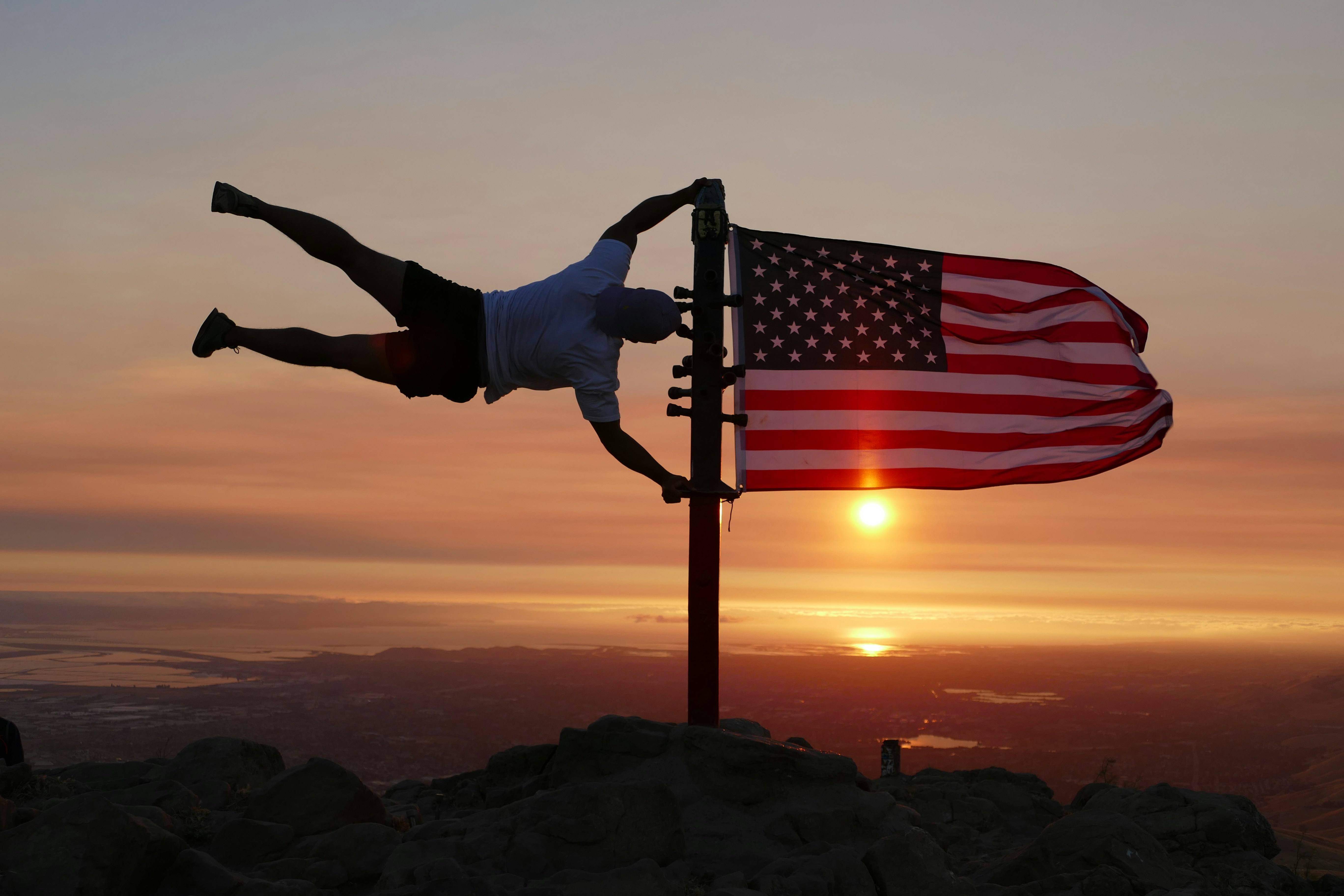Seguimos bem, e vocês?